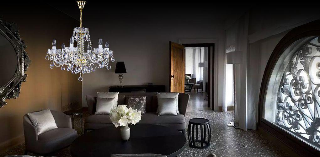 Đèn chùm cổ điển - Sự lựa chọn hoàn hảo cho trang trí nội thất theo phong cách Châu Âu