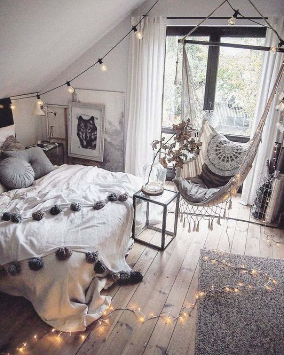 Gợi ý 6 loại đèn trang trí phòng ngủ