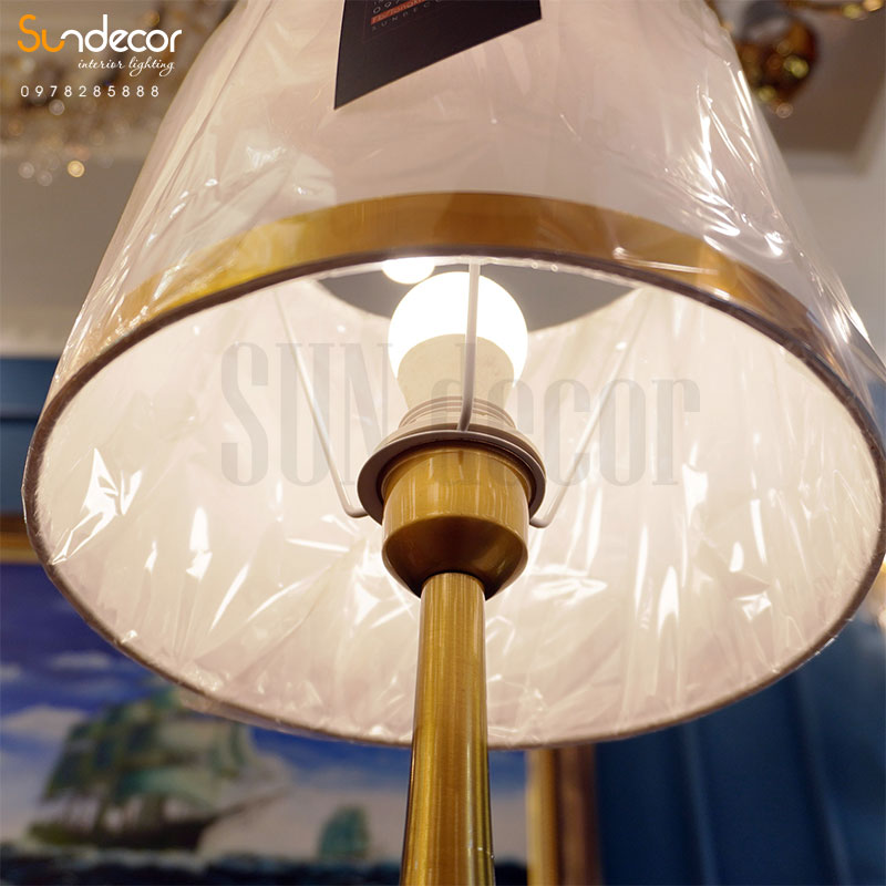 đèn bàn led trang trí phòng ngủ