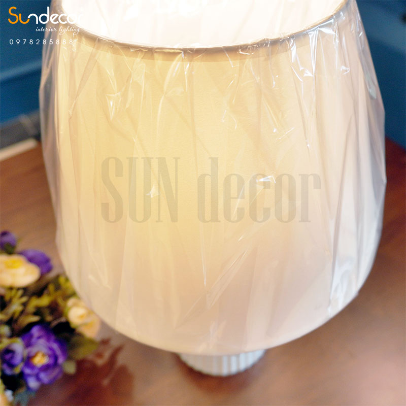 đèn bàn led trang trí phòng ngủ