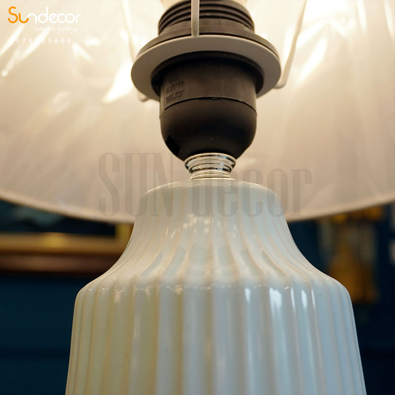 đèn bàn led trang trí phòng ngủ