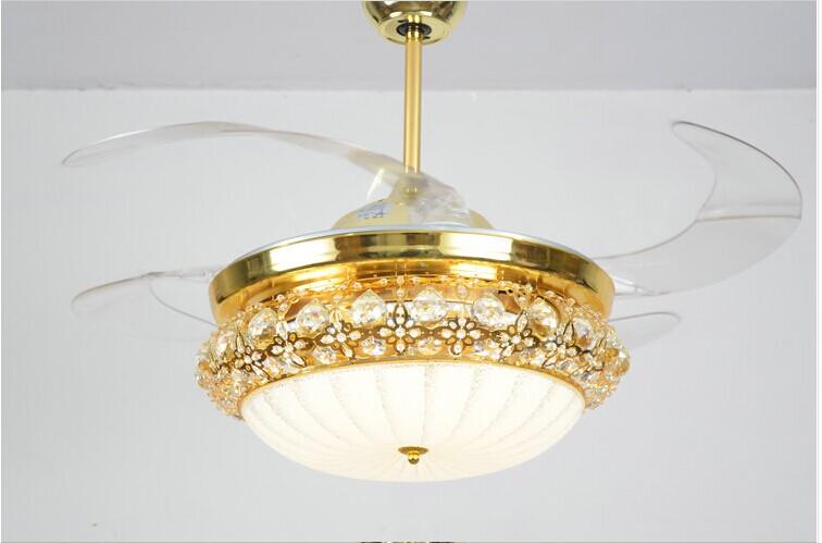 Điểm danh những mẫu đèn chùm trang trí HOT nhất năm