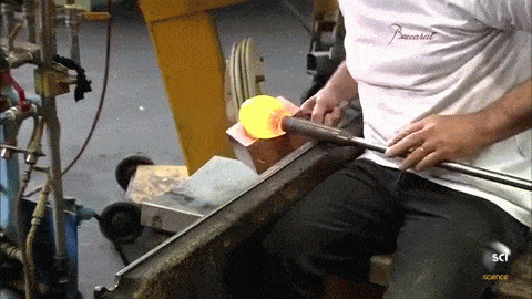 quá trình làm đèn chùm trang trí bằng thủy tinh