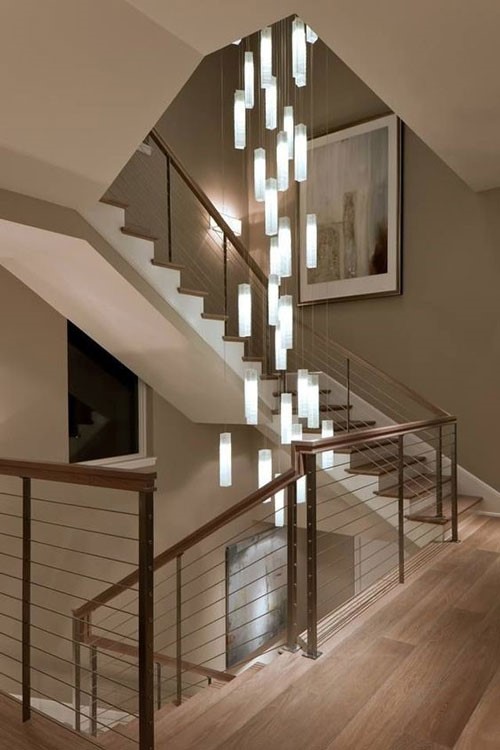 Những mẫu đèn trang trí cầu thang tuyệt đẹp
