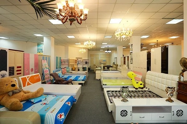 Vương Quốc Nội Thất – là đơn vị chuyên cung cấp đèn chùm đồng châu Âu